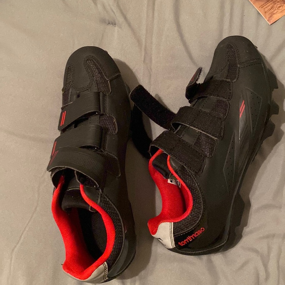 Tommaso cycling shoes
